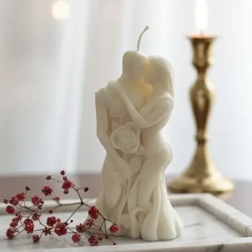 Pareja con rosas — imagen 2