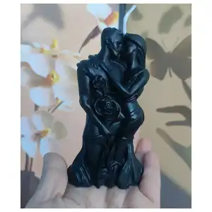 Pareja con rosas miniatura 3