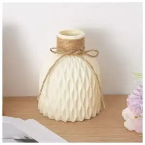 Bucaro con relieve miniatura 3