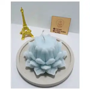 Flor de loto abierta miniatura 4