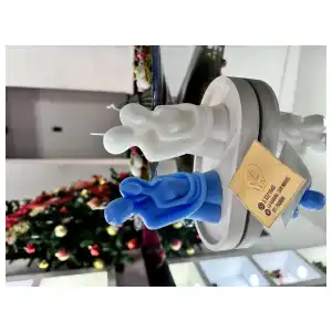Pareja de hombre y mujer miniatura 3