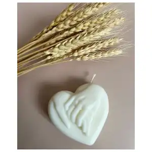 Corazón con manos juntas miniatura 1